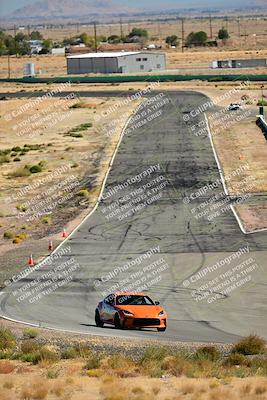 media/Oct-18-2025-Extreme Speed (Sat) [[d6d7e1fef1]]/Red-Green/